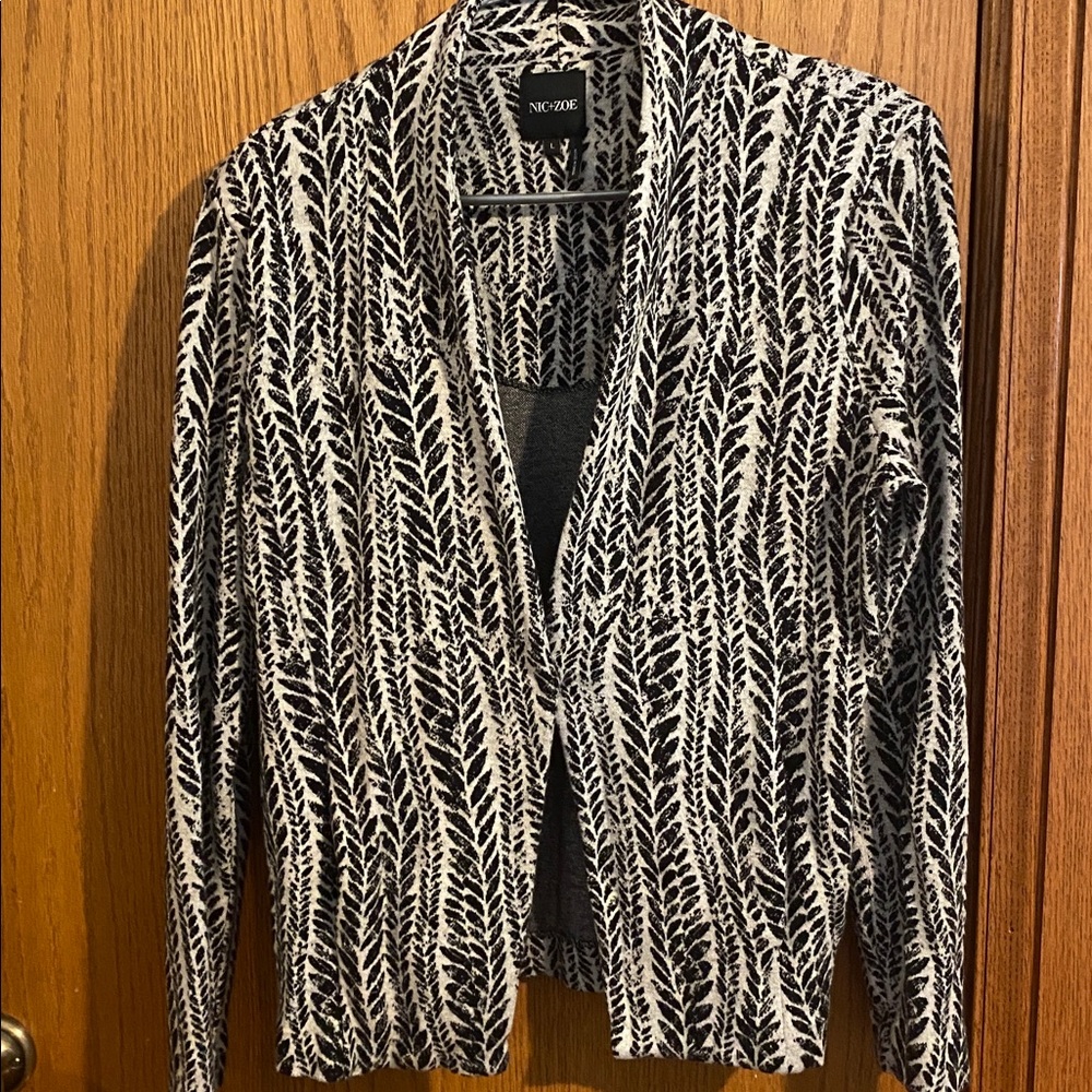 NIC+ZOE Magnetic closure Textured Knit Blazer